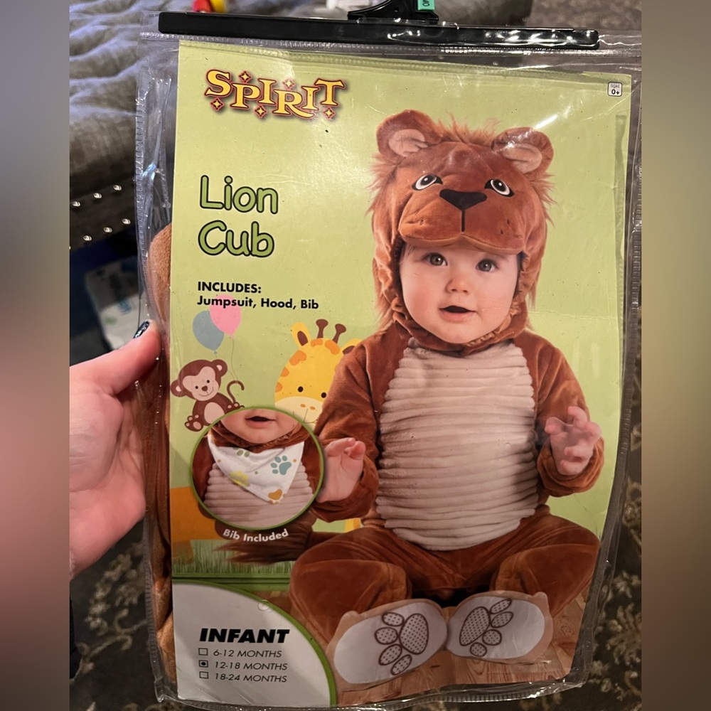 Spirit lion cub infant costume SIZE 12-18 Months